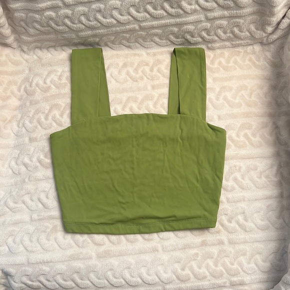 Dynamite Trending Green Cropped Top - Picture 2 of 6